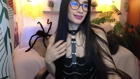 Snapshot of iris_cam_ chatting on October 2025 01:56:02 PM iris online show from October 2025 01:56:02 PM