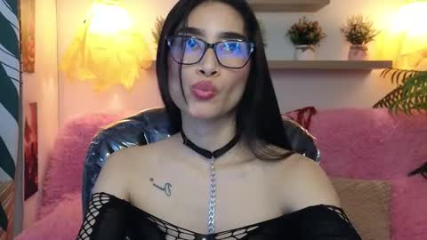 Snapshot of iris_cam_ chatting on November 2025 02:38:01 PM iris online show from November 2025 02:38:01 PM
