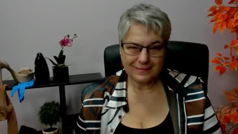 I R I S online show from December 2024 07:26:01 AM