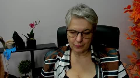 I R I S online show from December 2024 10:51:02 AM