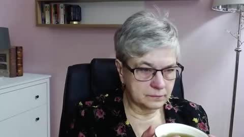 I R I S online show from December 2024 07:28:01 AM