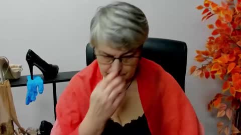 I R I S online show from February 2025 10:43:02 AM