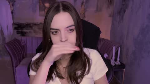 Iris online show from December 2024 01:00:01 PM