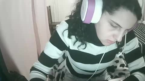 Iris online show from September 2025 09:58:02 PM