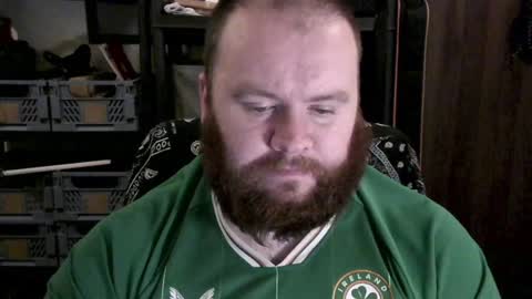 Snapshot of irishdaddy24 chatting on December 2024 04:34:01 PM twitter theirishman205 online show from December 2024 04:34:01 PM