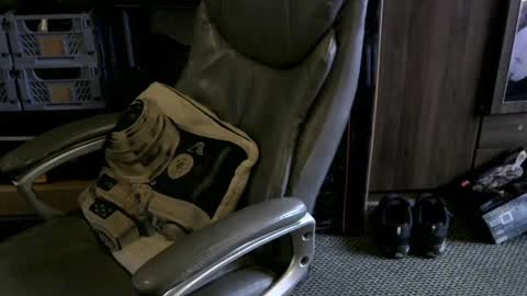 Snapshot of irishdaddy24 chatting on December 2024 01:17:01 PM twitter theirishman205 online show from December 2024 01:17:01 PM