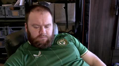 Snapshot of irishdaddy24 chatting on January 2025 03:54:02 PM twitter theirishman205 online show from January 2025 03:54:02 PM