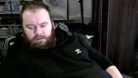 Snapshot of irishdaddy24 chatting on January 2025 12:22:02 PM twitter theirishman205 online show from January 2025 12:22:02 PM