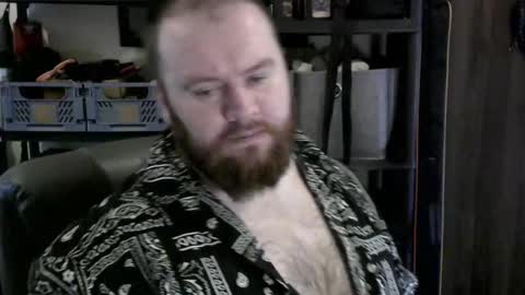 Snapshot of irishdaddy24 chatting on February 2025 02:35:02 PM twitter theirishman205 online show from February 2025 02:35:02 PM