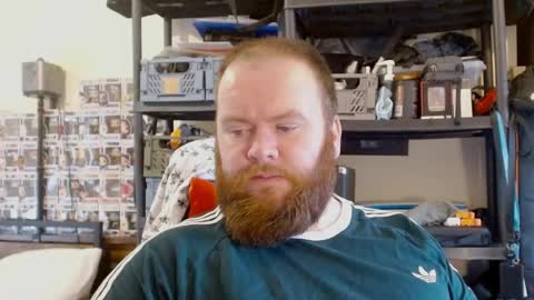 Snapshot of irishdaddy24 chatting on April 2026 11:52:01 AM twitter theirishman205 online show from April 2026 11:52:01 AM