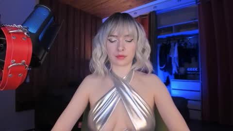 Snapshot of irisice chatting on January 2026 10:36:02 PM Miss Iris Fansly Miss Iris new inst. online show from January 2026 10:36:02 PM