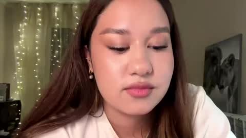 Snapshot of irismikulecky chatting on April 2026 07:58:02 PM Liza online show from April 2026 07:58:02 PM