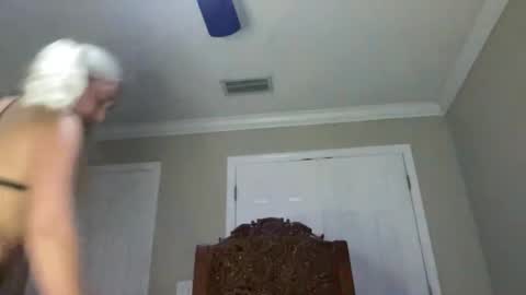 Irispink1 online show from December 2025 12:40:02 AM