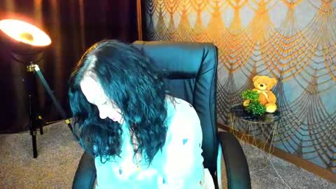 Snapshot of irissmoon1 chatting on May 2026 06:03:01 PM Iris online show from May 2026 06:03:01 PM