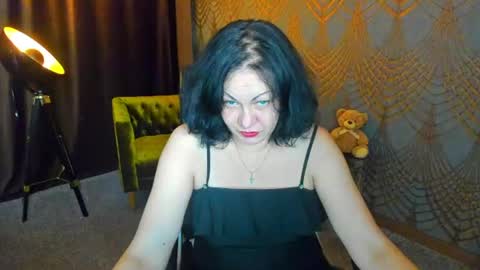Snapshot of irissmoon1 chatting on July 2026 06:12:01 PM Iris online show from July 2026 06:12:01 PM