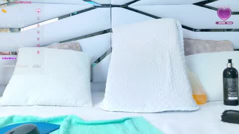 Iris online show from February 2025 05:36:01 PM