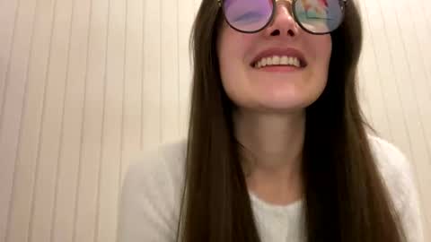 irisss31 online show from December 2024 07:16:01 PM