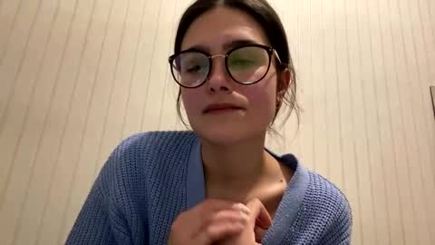 irisss31 online show from March 2025 07:29:02 PM