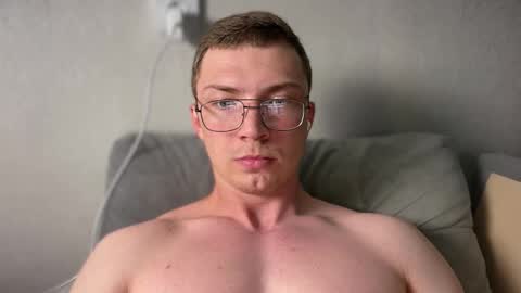 Snapshot of iron__chapman chatting on September 2025 09:38:01 PM Iron online show from September 2025 09:38:01 PM