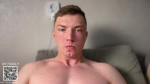 Snapshot of iron__chapman chatting on October 2025 09:15:02 PM Iron online show from October 2025 09:15:02 PM