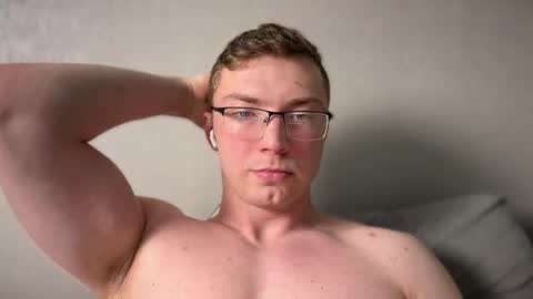 Iron online show from December 2025 09:00:01 PM