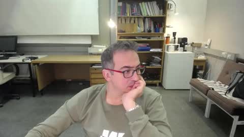 Snapshot of ironchrome chatting on October 2025 07:12:02 AM IronChrome online show from October 2025 07:12:02 AM