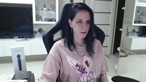 Snapshot of irwi_tomboy chatting on December 2024 03:44:02 PM Irwi Tomboy online show from December 2024 03:44:02 PM