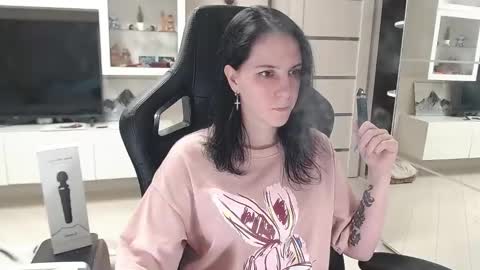 Snapshot of irwi_tomboy chatting on December 2024 10:43:02 PM Irwi Tomboy online show from December 2024 10:43:02 PM