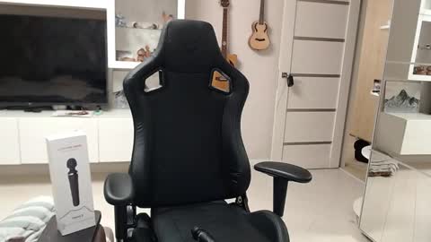 Snapshot of irwi_tomboy chatting on January 2025 01:47:01 PM Irwi Tomboy online show from January 2025 01:47:01 PM