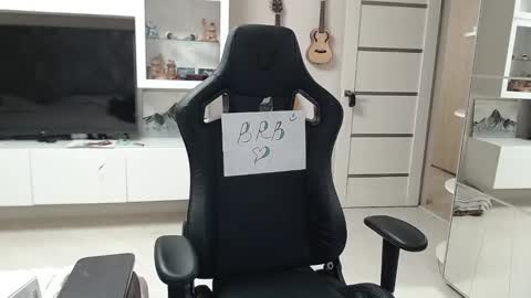 Snapshot of irwi_tomboy chatting on January 2025 06:47:01 PM Irwi Tomboy online show from January 2025 06:47:01 PM