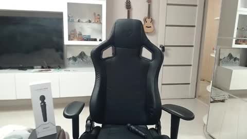 Snapshot of irwi_tomboy chatting on February 2025 05:18:02 PM Irwi Tomboy online show from February 2025 05:18:02 PM