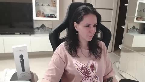 Snapshot of irwi_tomboy chatting on March 2025 10:27:02 PM Irwi Tomboy online show from March 2025 10:27:02 PM