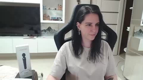 Snapshot of irwi_tomboy chatting on March 2025 09:29:02 PM Irwi Tomboy online show from March 2025 09:29:02 PM