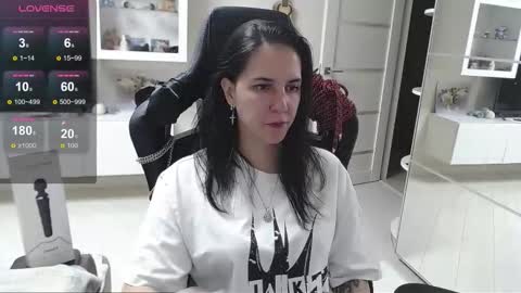 Snapshot of irwi_tomboy chatting on September 2025 06:45:01 PM Irwi Tomboy online show from September 2025 06:45:01 PM