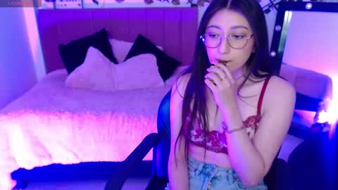 isabela online show from October 2025 03:44:02 PM