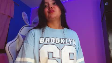 Snapshot of isa_jones1 chatting on December 2025 02:42:01 AM isa_jones1 online show from December 2025 02:42:01 AM