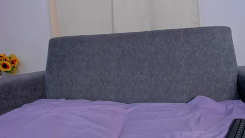 Snapshot of isa_kis_1 chatting on February 2025 06:26:01 PM Isabella online show from February 2025 06:26:01 PM