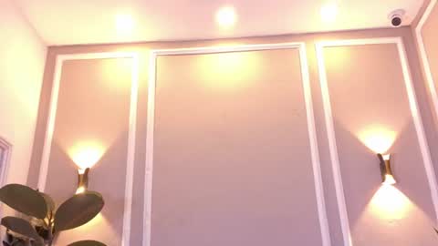 Isabella online show from July 2026 12:37:01 PM