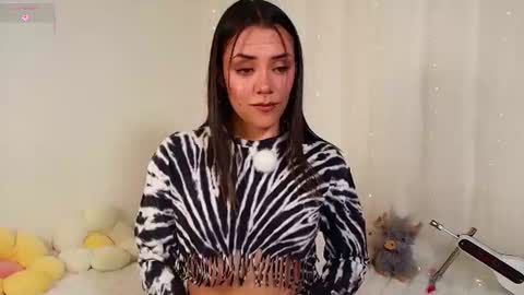 Snapshot of isa_laurentt chatting on July 2026 07:50:02 PM Isabella Laurentt online show from July 2026 07:50:02 PM