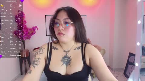 Snapshot of isa_reel chatting on April 2026 07:55:01 PM ISA online show from April 2026 07:55:01 PM