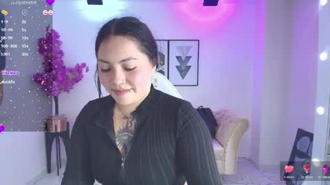 Snapshot of isa_reel chatting on April 2026 07:22:01 PM ISA online show from April 2026 07:22:01 PM