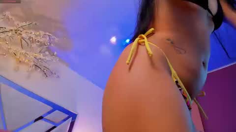 ISA ROUSE  online show from September 2025 04:08:02 PM