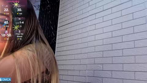 Snapshot of isa_sweet1_ chatting on May 2026 11:07:01 AM Isa online show from May 2026 11:07:01 AM
