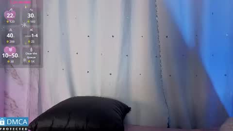 Snapshot of isa_sweet1_ chatting on June 2026 11:02:01 AM Isa online show from June 2026 11:02:01 AM