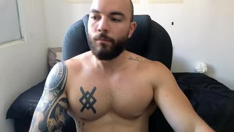 Isaac carter online show from April 2026 02:26:01 PM