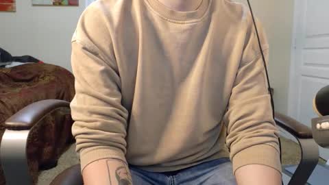 isaac online show from November 2025 04:07:02 AM