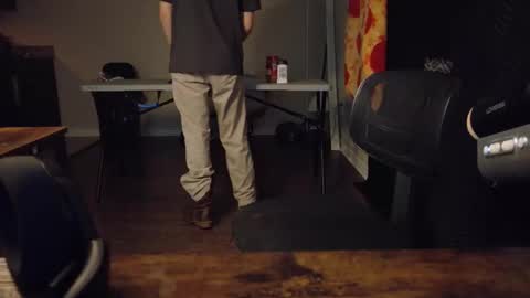 isaac online show from March 2026 08:42:02 AM