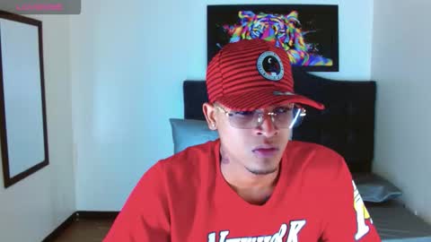 Snapshot of isaacas chatting on November 2025 11:21:02 AM Isaacas online show from November 2025 11:21:02 AM