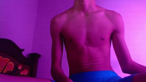 isaac online show from January 2025 05:52:02 AM