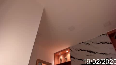 Isabel online show from February 2025 08:33:02 AM